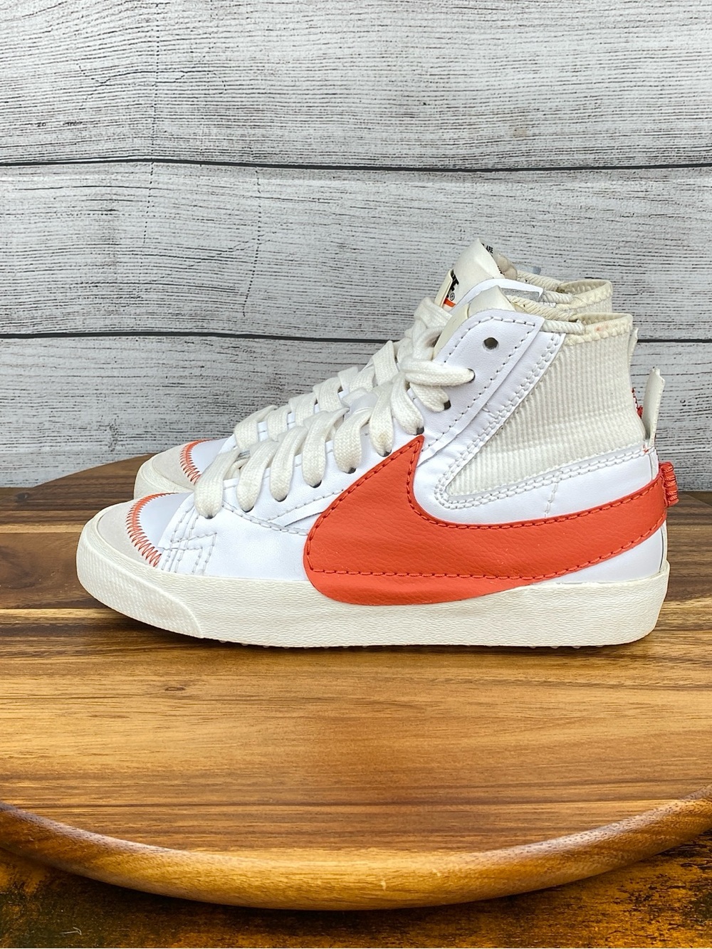 Nike Blazer Mid 77 Jumbo Swoosh White Total Orange Shoe Youth 6 / Women’s 7.5